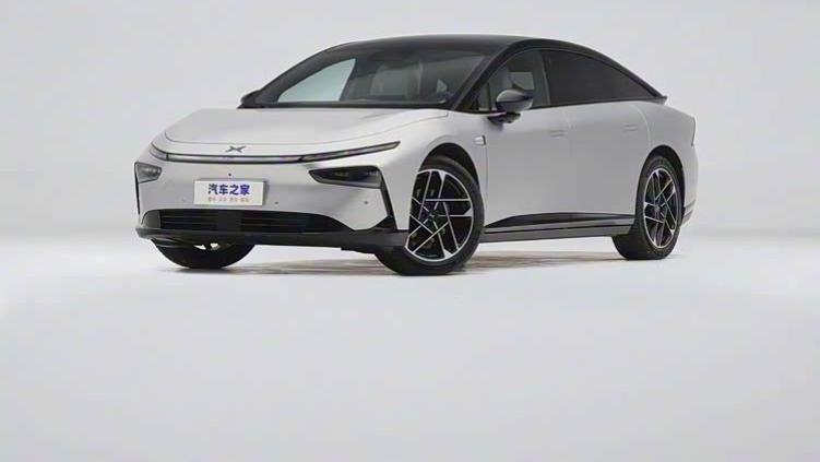 新款小鹏P7+上市，售价18.68万起，新增增程版车型