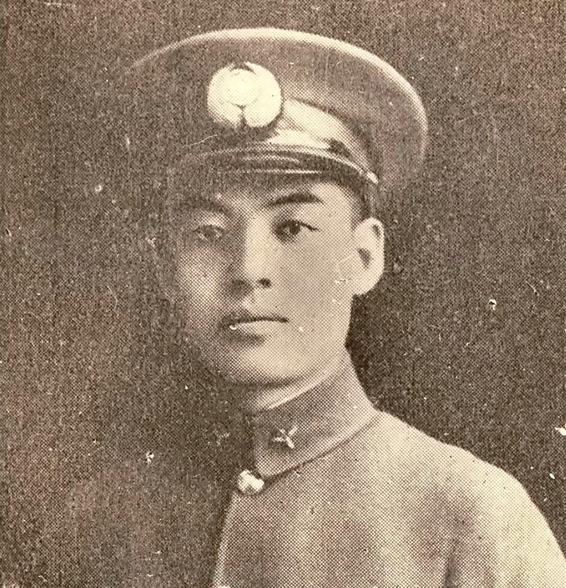 沈崇诲（1911—1937）中国抗日战争初期一位著名的空军英雄，他的事迹因与“八