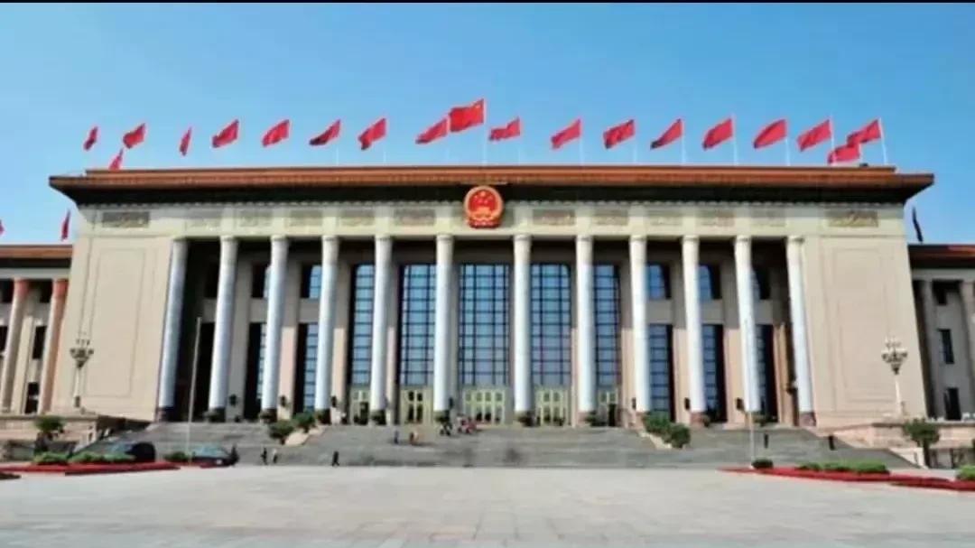 台湾问题的实质是统一，不是回归，因为台湾自古以来就是中国的领土。即使被日本占领过