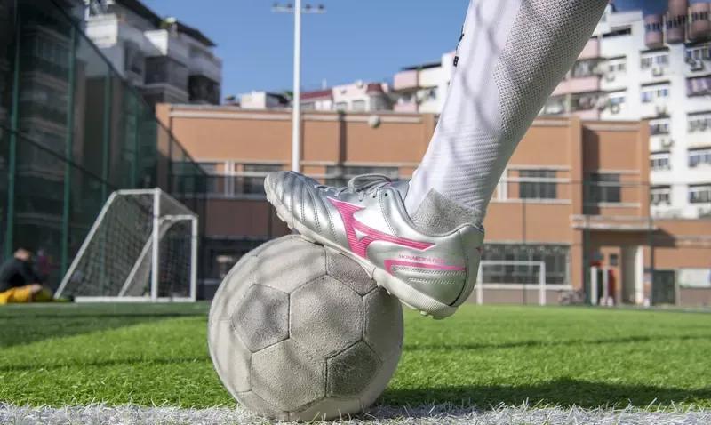 国足又一次无缘世界杯，真的很让人失望。0:1输给印尼，这结果难以接受。
从比赛本