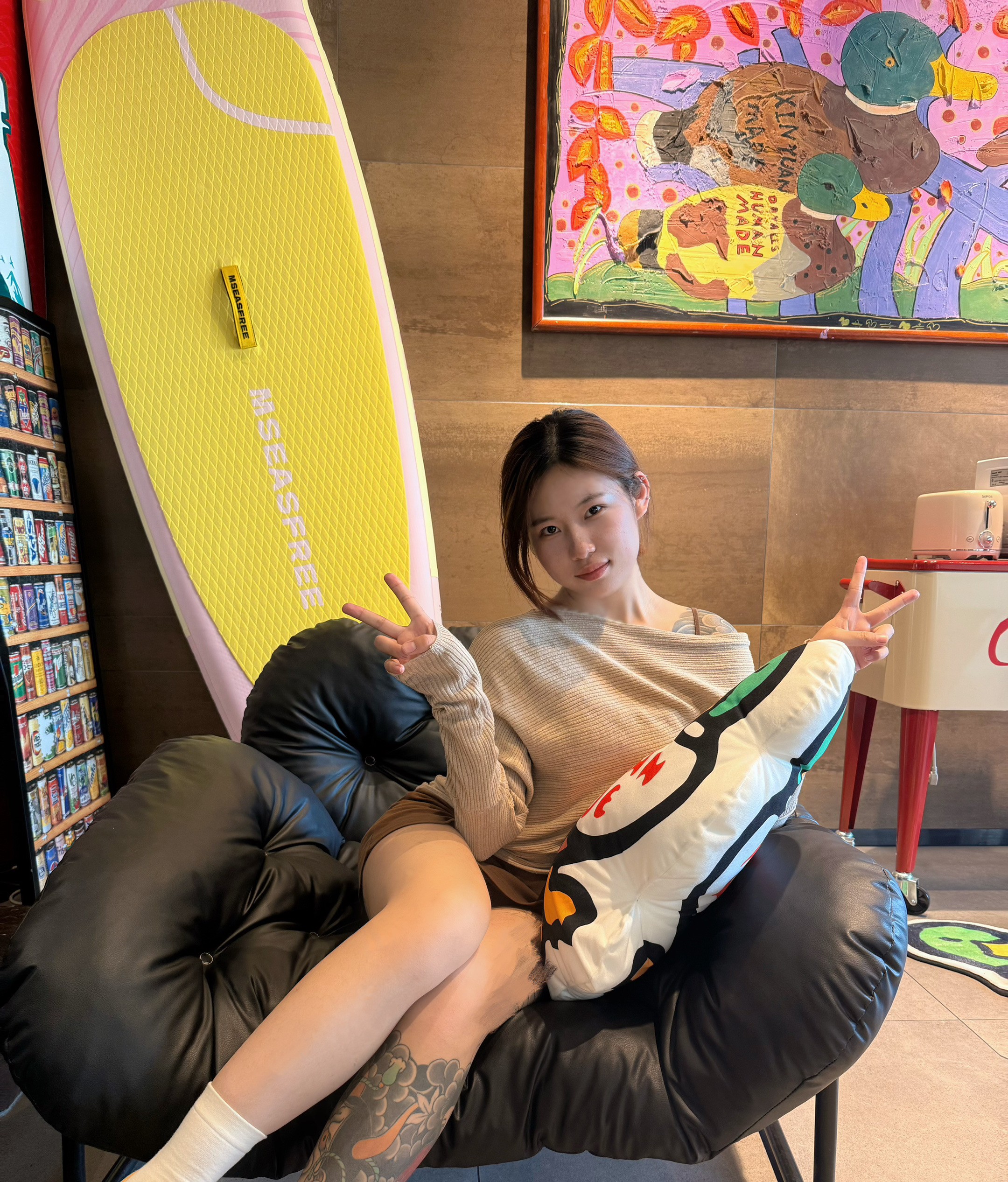 你会愿意找一个腿上有纹身的女朋友吗？
