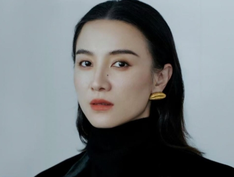 宋佳王伟低调完婚，网友齐送祝福！

 娱乐圈传来喜讯！演员宋佳与导演王伟已于两年
