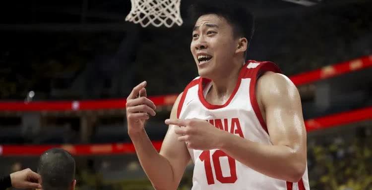 看了亚洲杯改制以来排名才发现，中国男篮竟没进过前四，随着王俊杰程帅澎等超新星加入