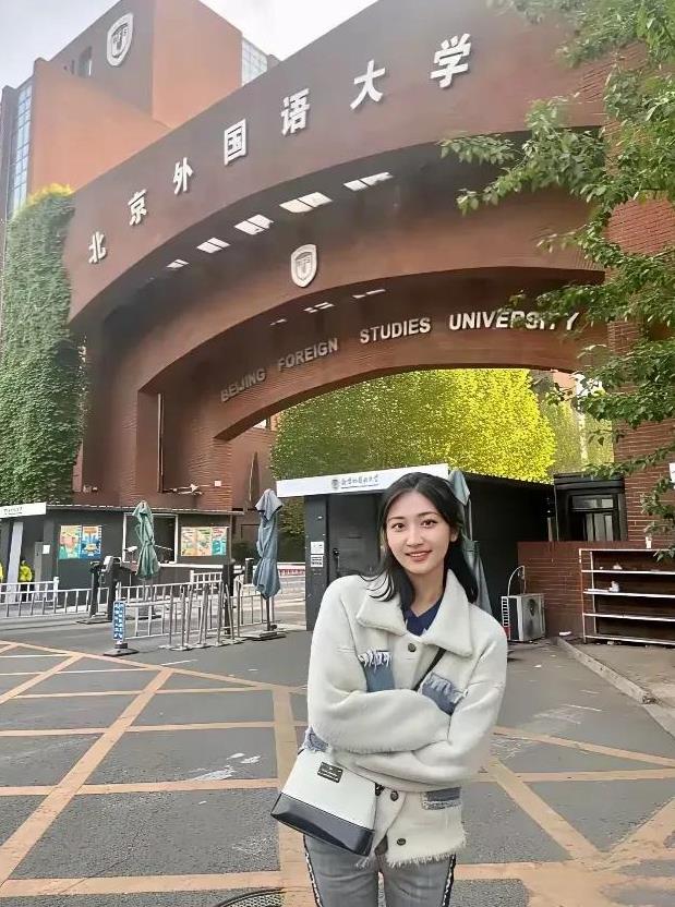 据说从这个学校毕业的月薪都在1万5以上，是真的吗？