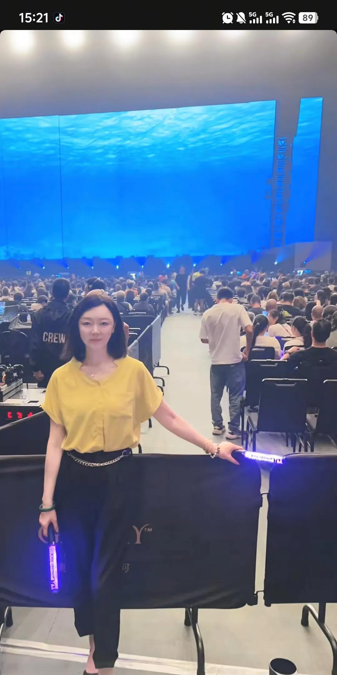 胡明轩妈妈在澳门张学友演唱会