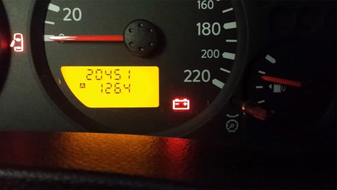 为啥别人的电瓶用10年，你的3年就要换：主要差在这3点！