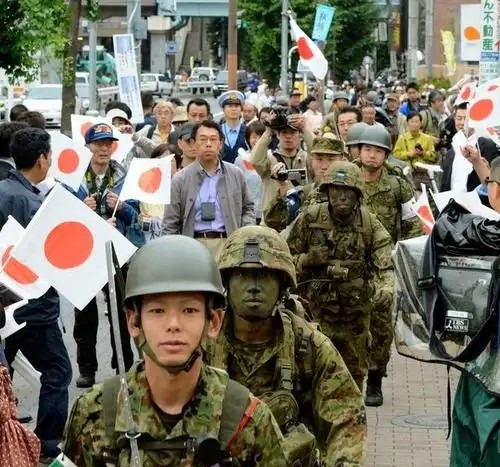 日本经济下滑军备却在加码











日本的经济状况让人震惊，GDP跌