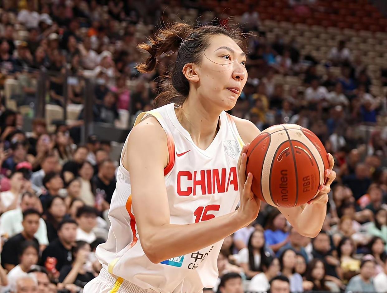 如果亚洲杯的失利让韩旭有些危机感，让她有再次冲击WNBA的想法，那么这也算这次亚