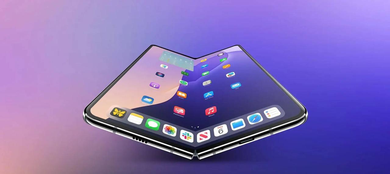 #首款折叠iPhone定价或超一万四千元# 去年我就说过啊，折叠iPhone的价
