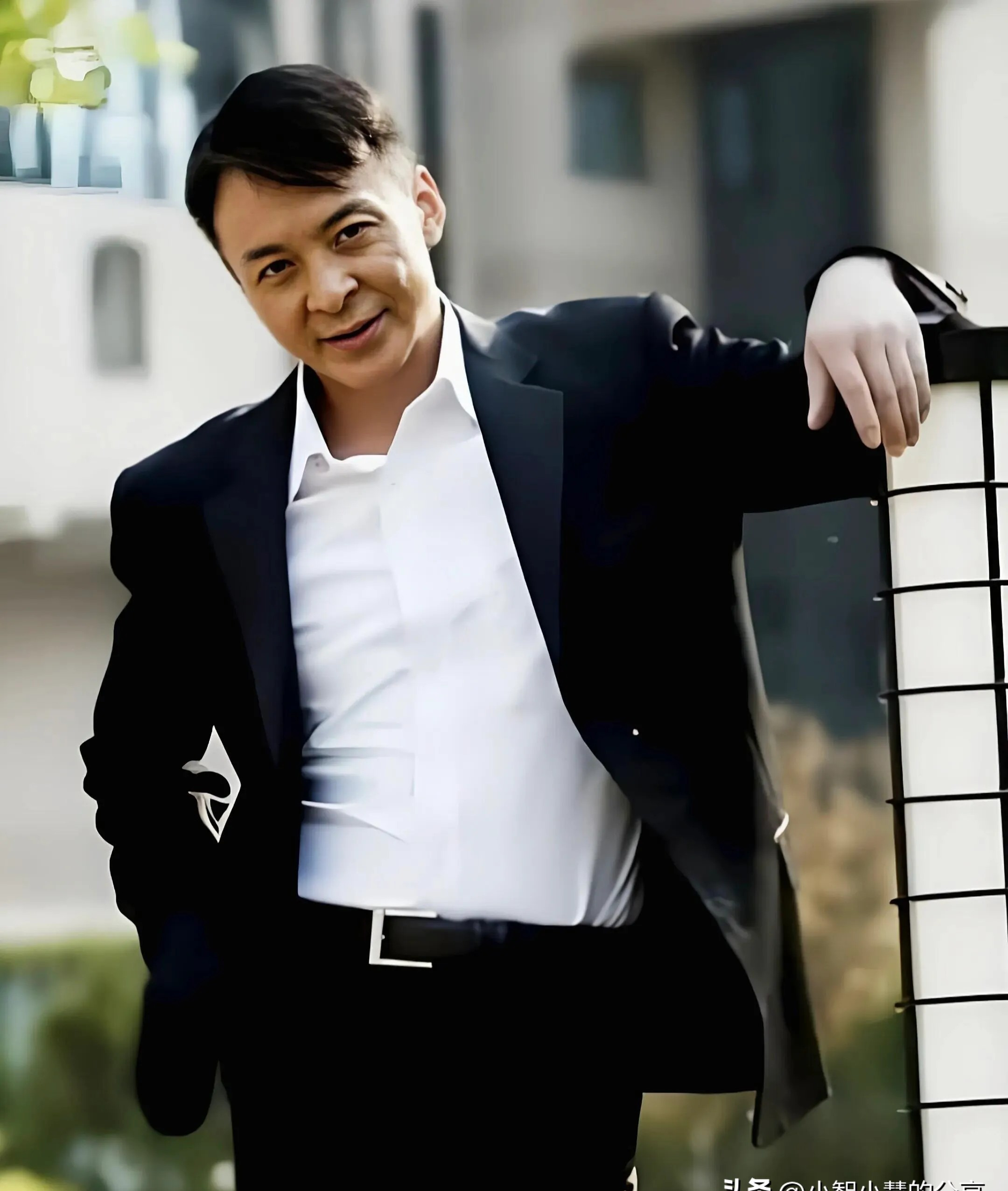 演技出色却默默无闻的石文中











这演技炸裂的老戏骨石文中，马上
