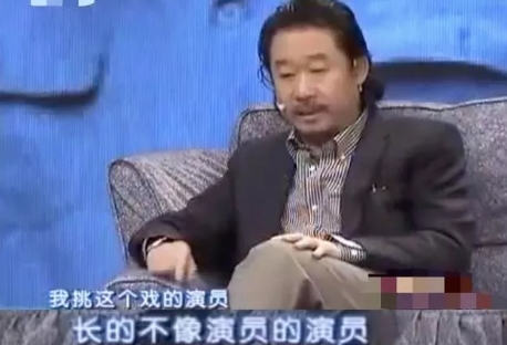 当初，宁浩在筹备拍摄《疯狂的石头》时，打算邀请刘桦来出演“道哥”这个角色，刘桦接