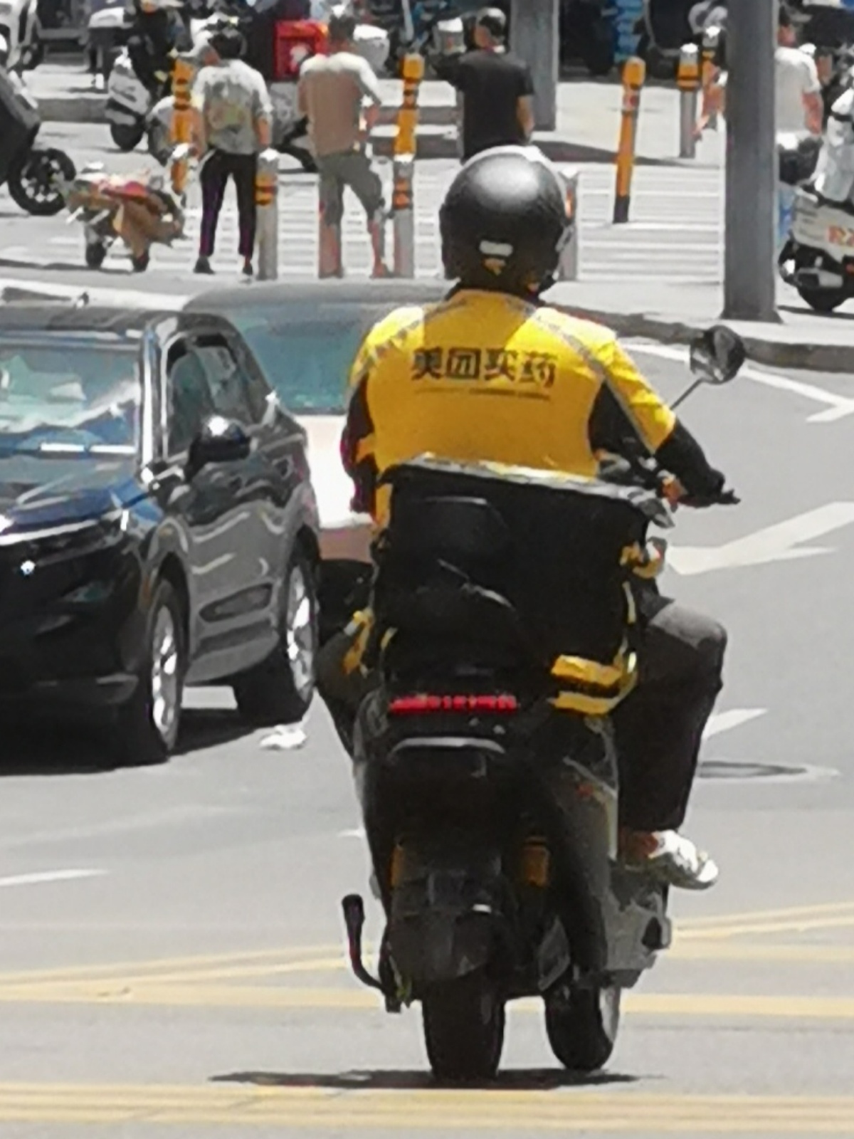 有其他的工作，那就不要跑外卖，听句劝，跑外卖不自由，不自由，真的不自由！