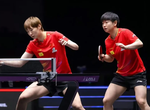 孙颖莎/王曼昱3-0战胜韩国组合晋级决赛！

WTT美国大满贯赛 女双半决赛，国