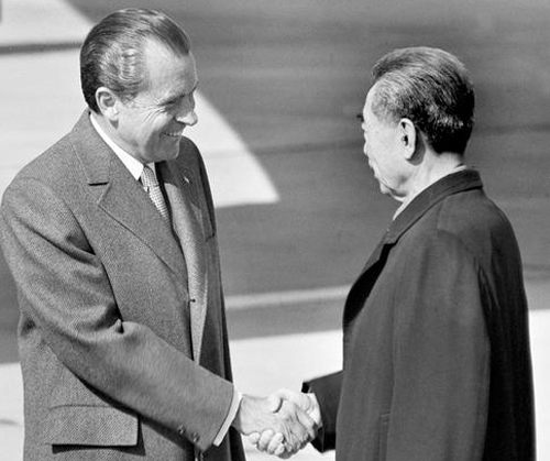 尼克松访华时，蒋介石计划暗杀他，周总理组织一支特殊部队