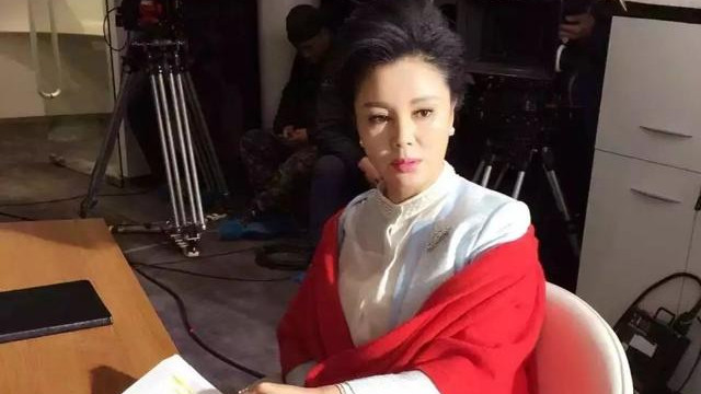 演员于小慧：为争夺儿子，被打也净身出户，好在儿子给她争光了