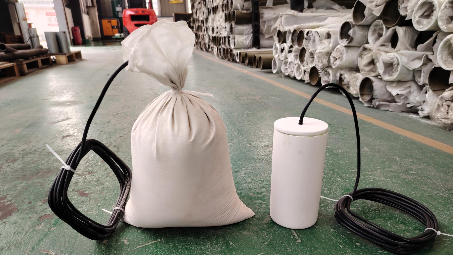 不同安装方式（埋置、悬挂、粘贴）的硫酸铜参比电极，稳定性差异？