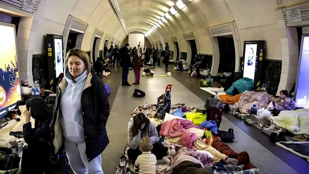 泽连斯基这戏演砸了？乌克兰八成百姓：呵呵，下台吧