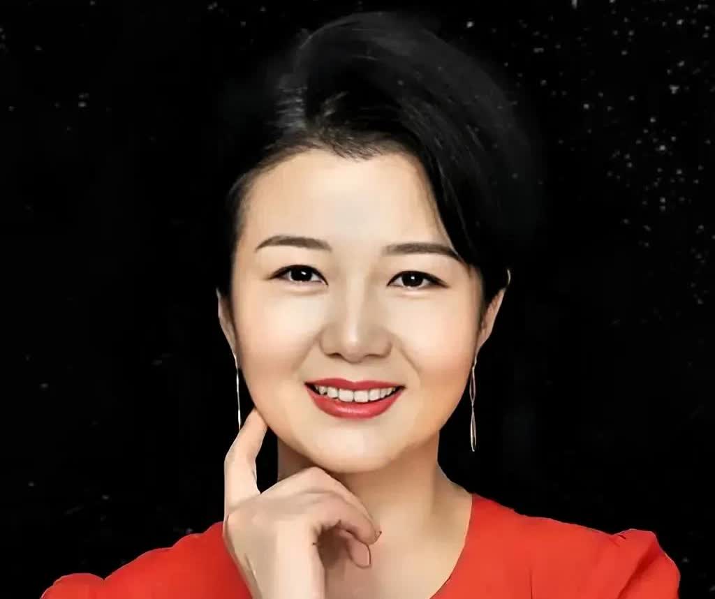查了一下《我的后半生》彭玉兰的扮演者郑卫莉这个演员，不查不知道，一查吓一跳！

