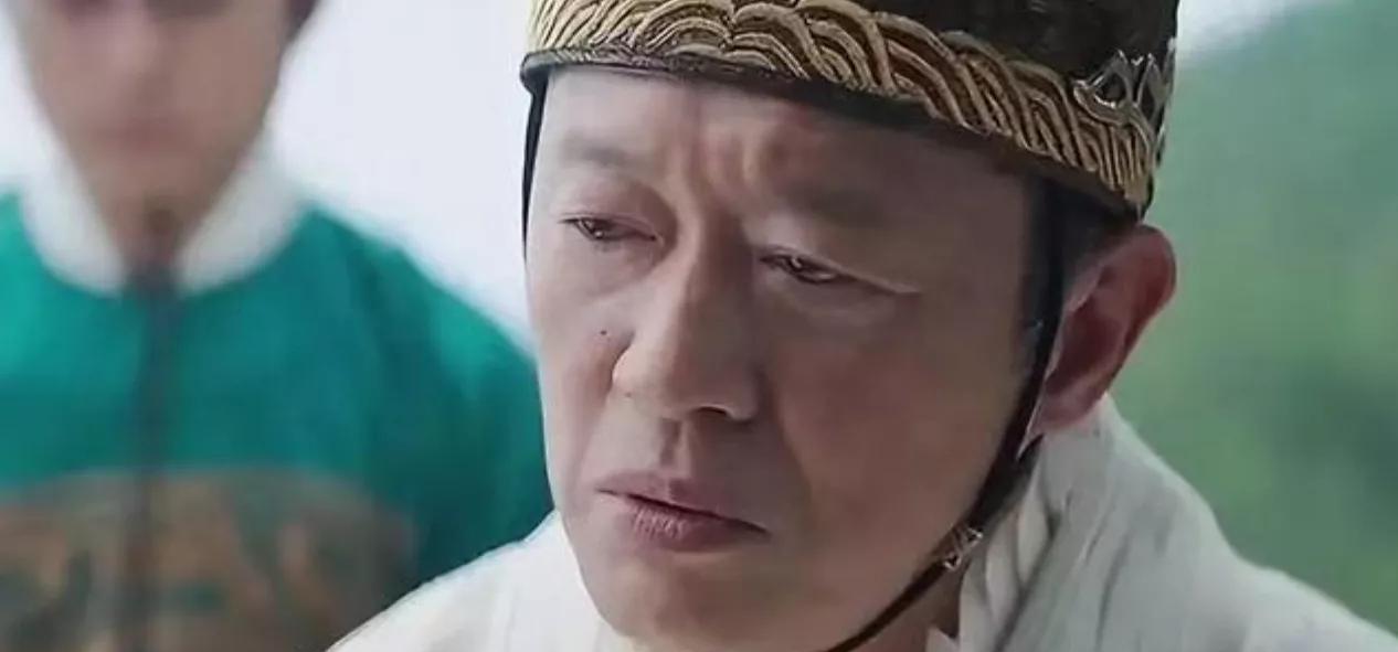 魏忠贤杀错了，袁崇焕杀晚了。袁崇焕是不是汉奸已经不可考了，但是从他杀毛文龙，瓦解