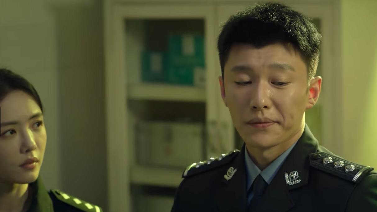《燃罪》：三位科班主演，硬是被一位不知名配角演员给比了下去！
