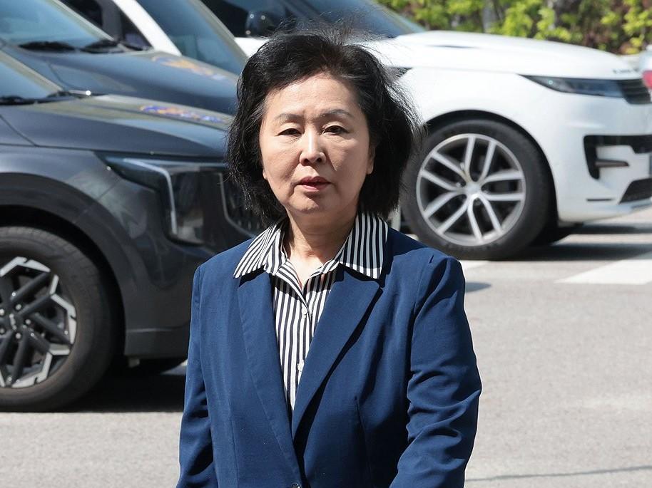 韩国金建希特检组3日公告称，将于4日上午9时传讯国民力量党议员金英善。作为202