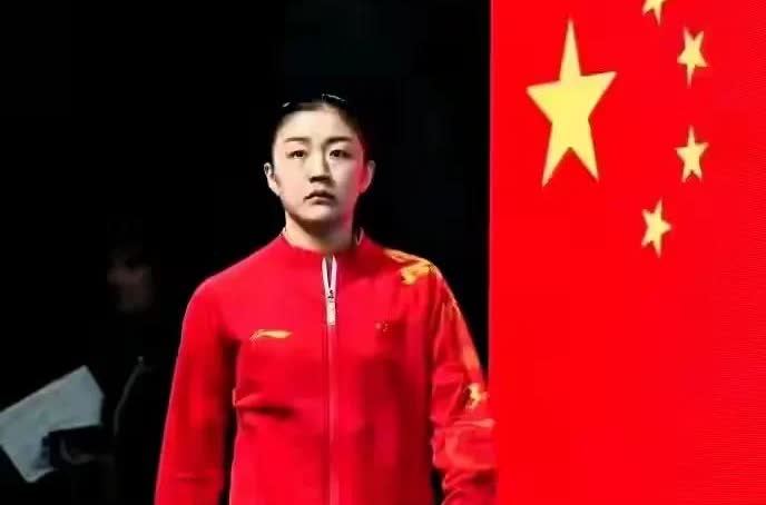 陈梦受邀参加阅兵观礼
这太了不起了
这是多么大的荣誉呀
我在想呀
整个体