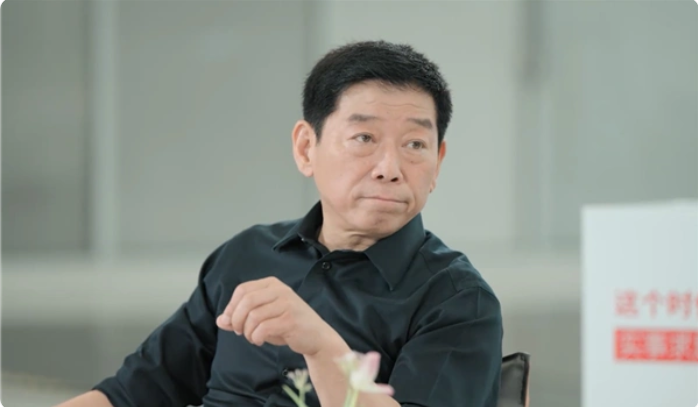 魏建军吐槽：自己又没有被邀请！

哈弗坡总开着猛龙自己去试车了，在道路上发现前面