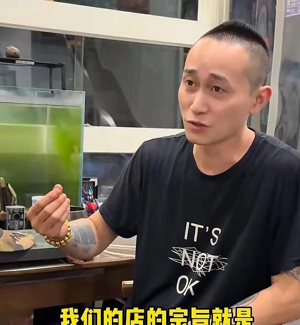[微风]“只挣有钱人的钱！”
     这世界到底是怎么了？杭州558一碗的面条