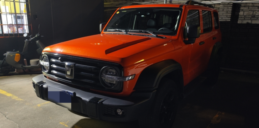 坦克300油耗
昨天租了一台坦克300，24款最低配，两天行驶了约300公里，有