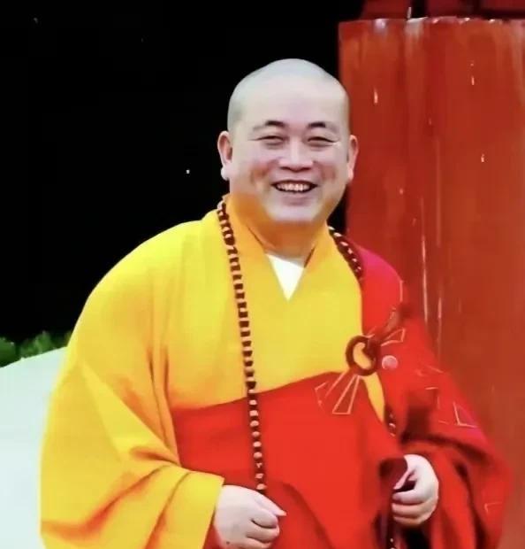 网传释永信被带走调查了，空穴不可能来风，这种网传最终大部分实锤了。
释永信被带走