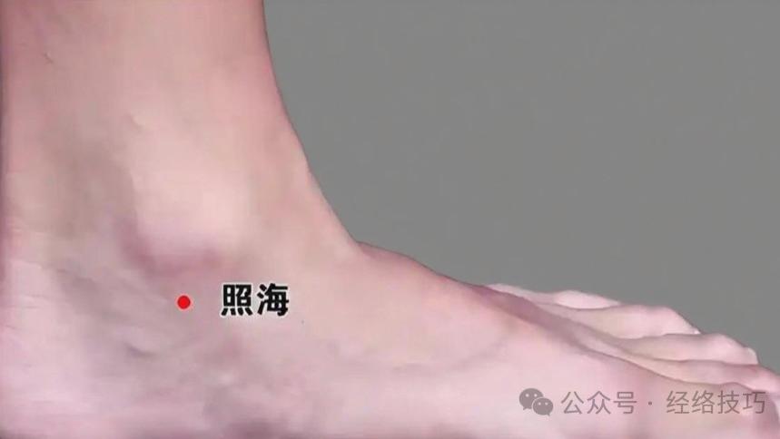 大便干如“羊屎蛋”？可能是身体“缺水”或“缺火”！可以试试这两个穴位