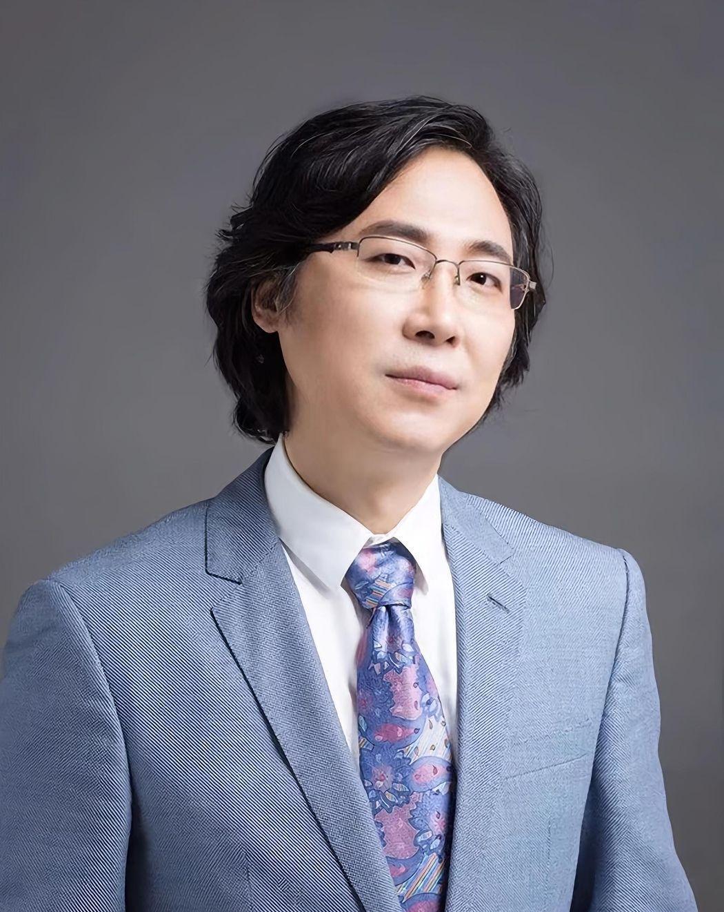 廖昌永读大学时，一天宿舍有人丢了钱，同学一致说：“肯定是廖昌永偷的！”廖昌永气不