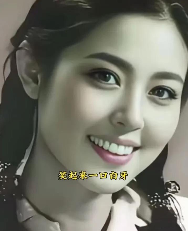 这位美得无可挑剔，眉眼如画女神级别的大美女，能认出他究竟是谁吗？