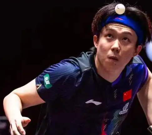 北京时间2月26日，WTT新加坡大满贯第5个比赛日，男单1/8决赛赛程如下：
1