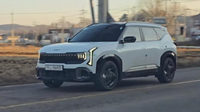 颜值在线？全新一代起亚赛图斯实车现身，多种动力，预计明年国产