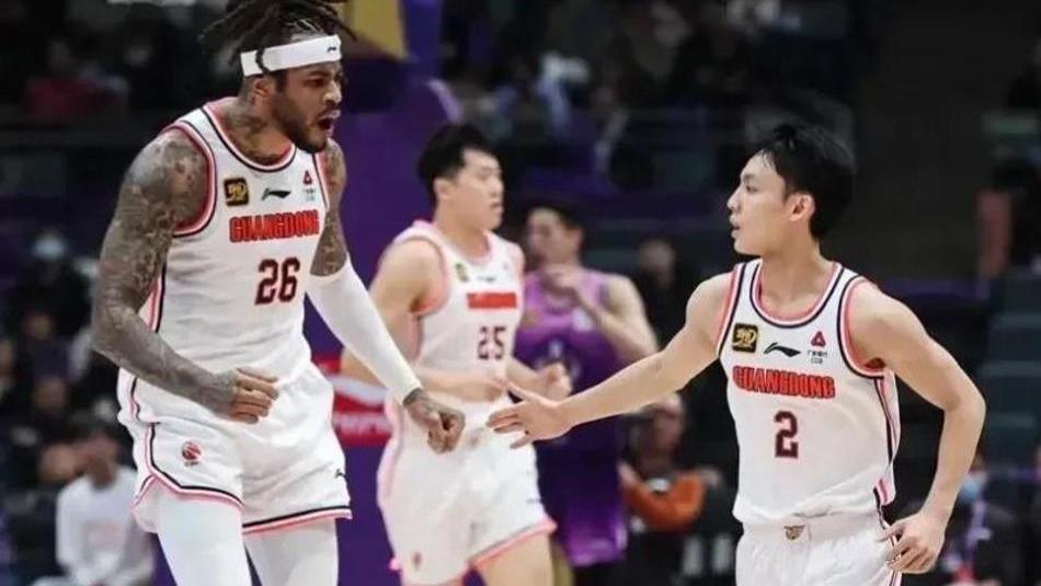 广东VS广厦！12人大名单前瞻，杜峰变阵取3连胜