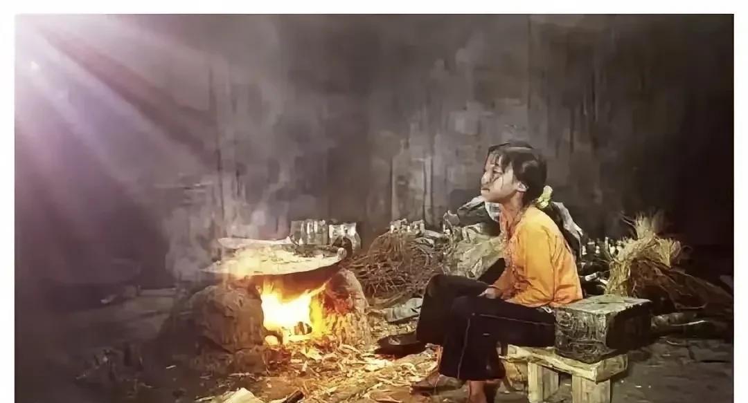 杀死一只鸟的最好办法，就是无论她在吵嚷或呼喊，你都说她是在歌唱！
无论她在诅咒或