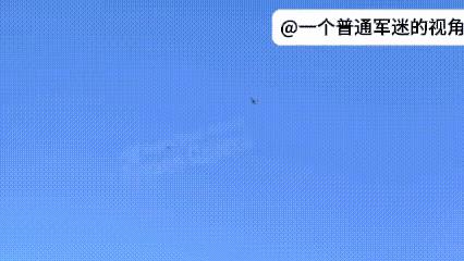 好办法！
乌克兰使用雅克-52教练机上的机枪拦截击落俄罗斯的无人机，无疑是个好办