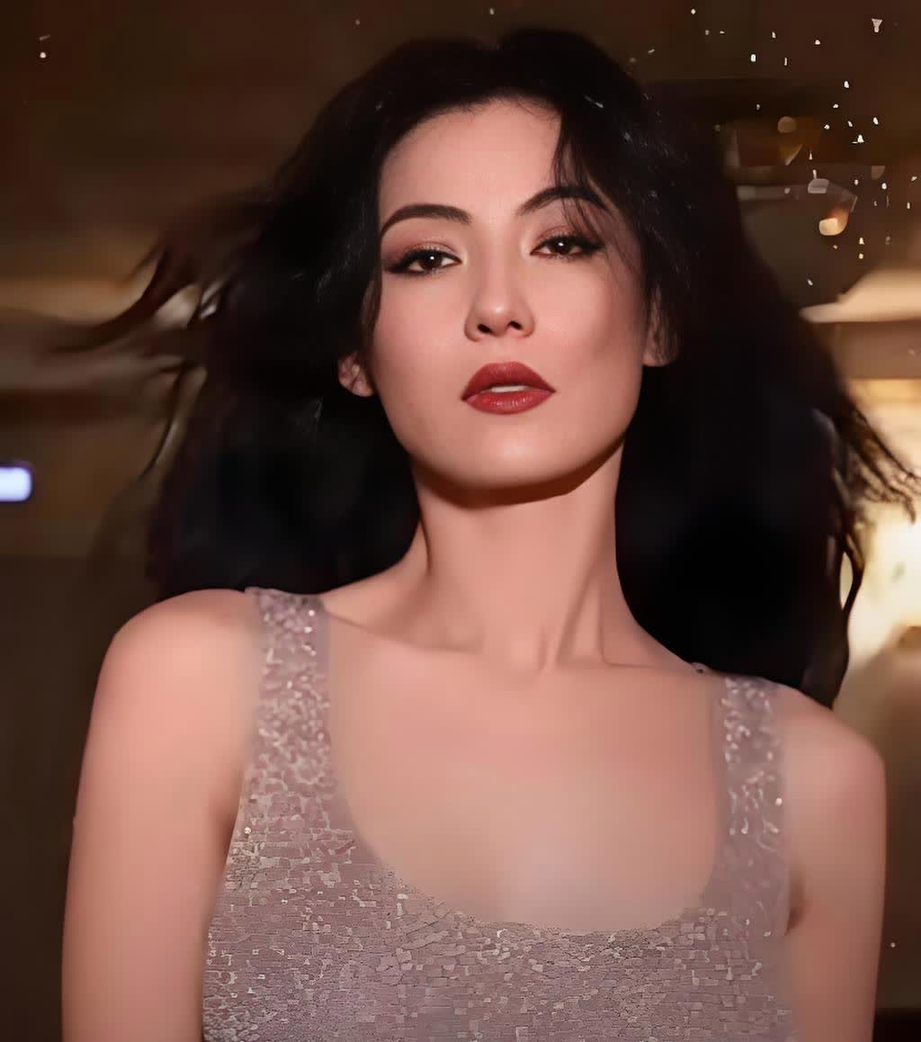 张柏芝近几日发声澄清，三胎的父亲不是谢贤