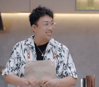 于正对自家艺人的支持没得说，恋情不反对，被攻击还站出来，太有责任感！