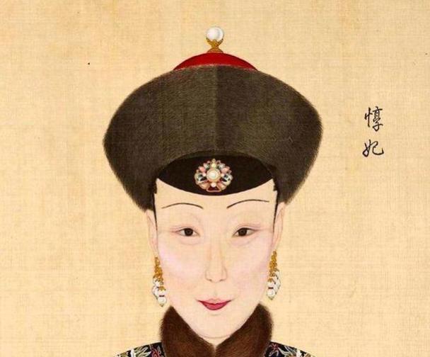 1775年，有孕的惇妃不依不饶，要和65岁乾隆温存。他连连推拒：“使不得！”太医