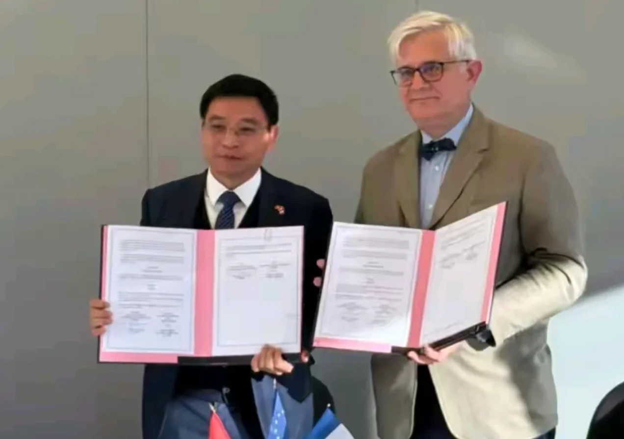 越南高铁，法国入局！

没想到，越南南北高铁又迎来新的入局者法国，这个历史上曾经