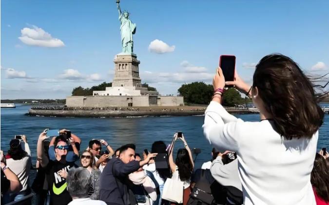 不可思议！美国今天突然宣布了！

就在昨天下午，美国国务院突然向全球投下一枚签证