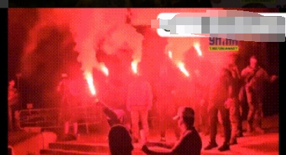 乌克兰当地时间7月24日，基辅街头继续爆发示威游行，民众要求泽连斯基和耶尔马克下