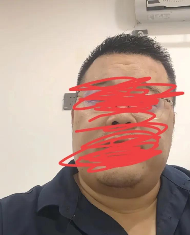 注意这个徐L，藏着某种节奏，也想黑塑料袋儿吗？
大南河这个绿，突然冒出来，也开了