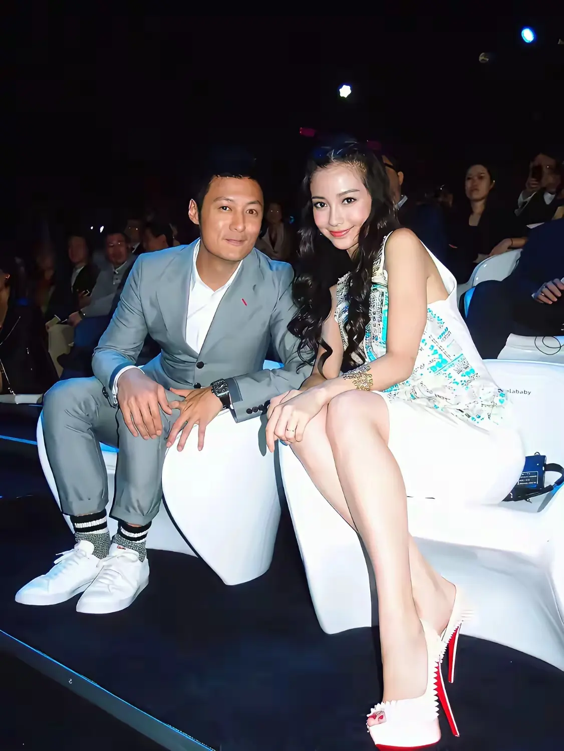 杨颖确实很美，黄晓明怎么不珍惜。
