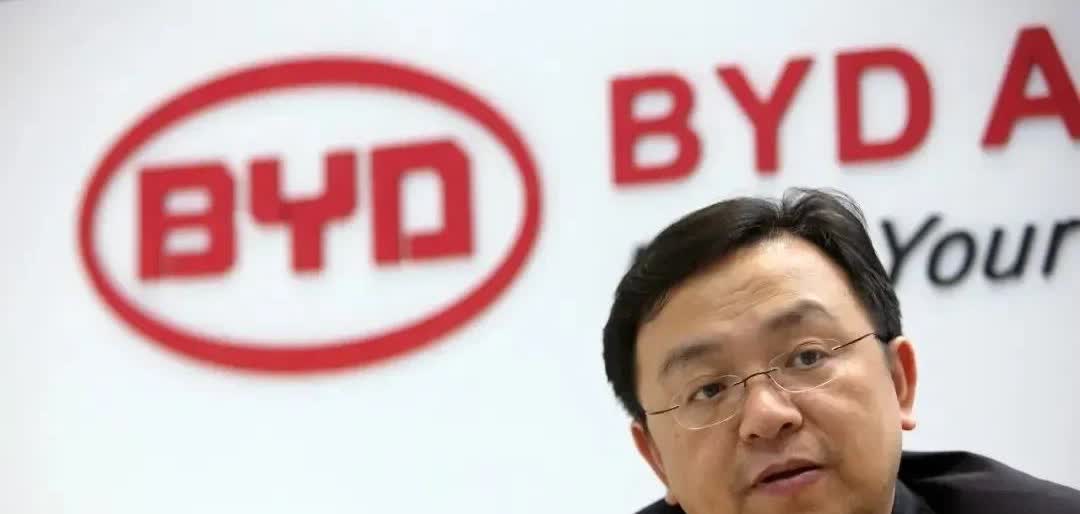 汽车行业＂神仙打架＂，哪几家能生存下来？
比亚迪以从电池到整车＂一条龙＂的行业