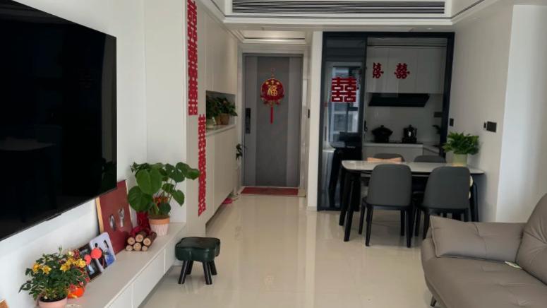 2025年到底能不能买房？不管你是不是刚需，一定要管住手