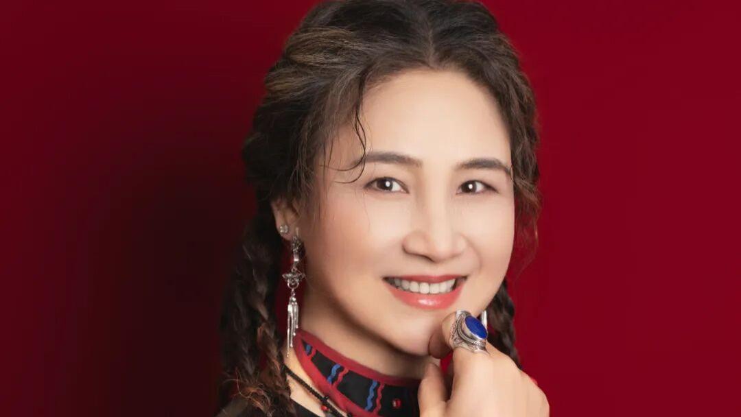 『庆元旦 迎新春 』——2026著名画家·郑霞娟专题报道