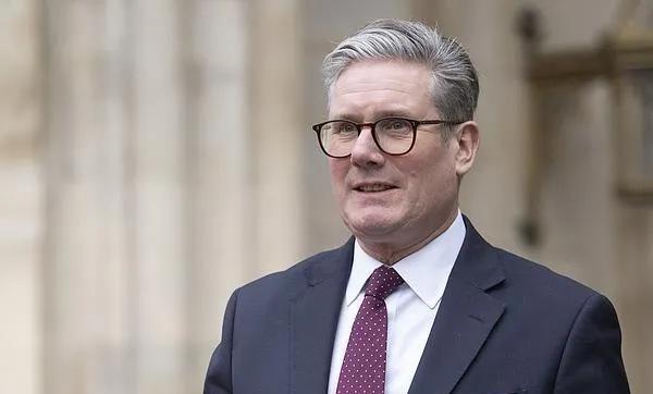 英国，学起了美国
3月20日，英国召开二十多国参与的志愿联盟会议，推动对乌克兰的